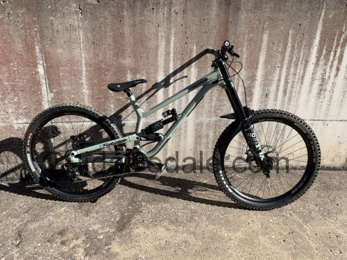 Commencal Furious Essential scheda tecnica 